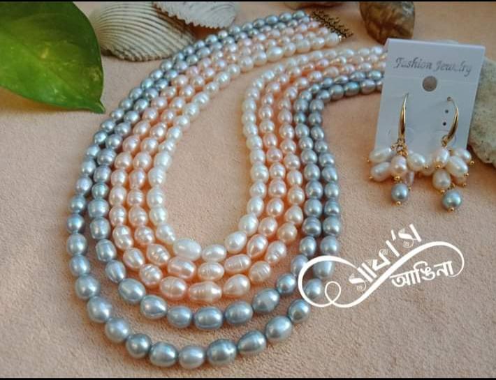 Pearl jewellery