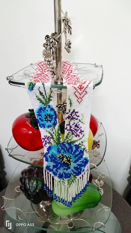 loom beading neckpiece